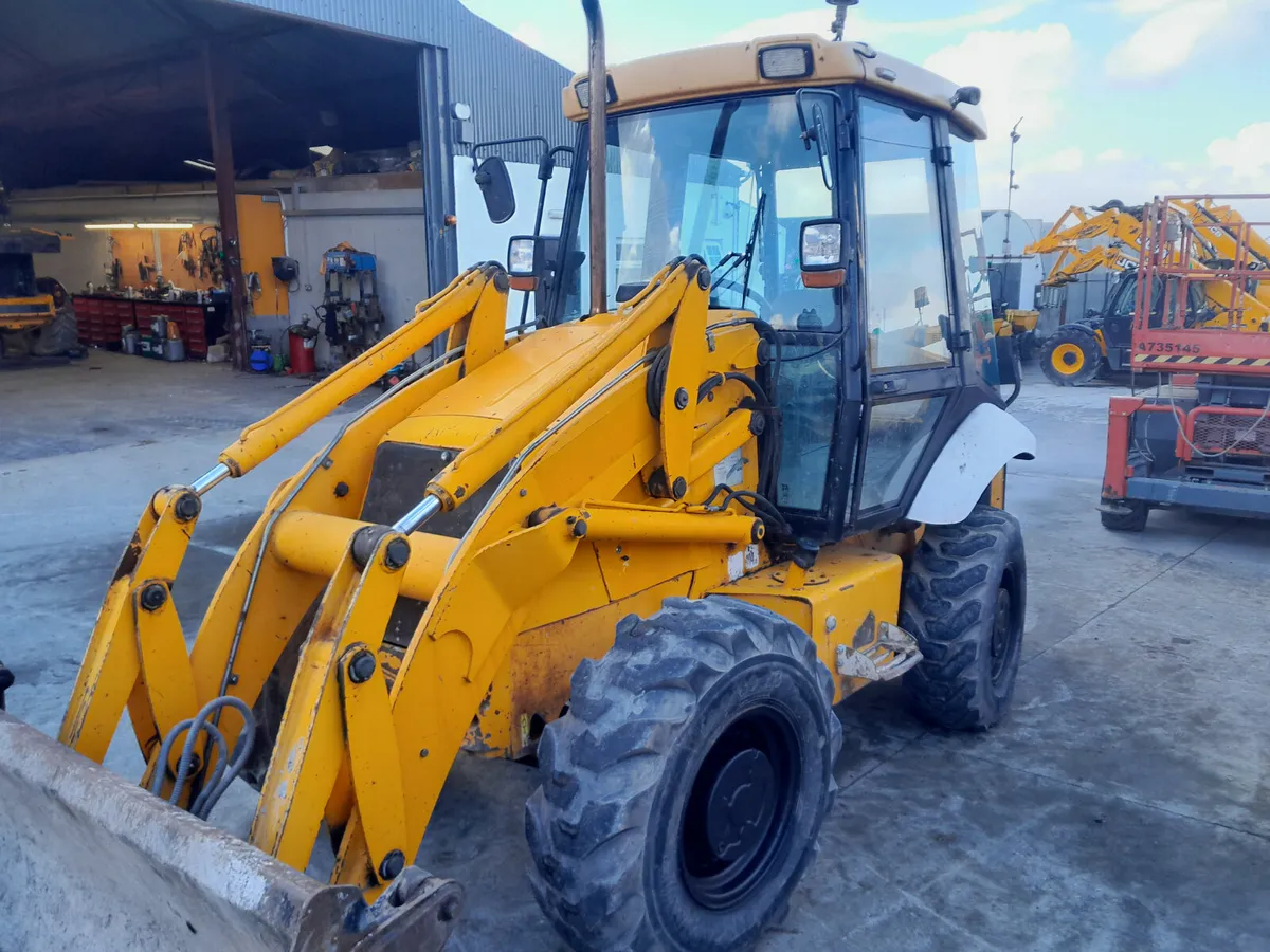 JCB 2CX 2004 (18018) - Image 2