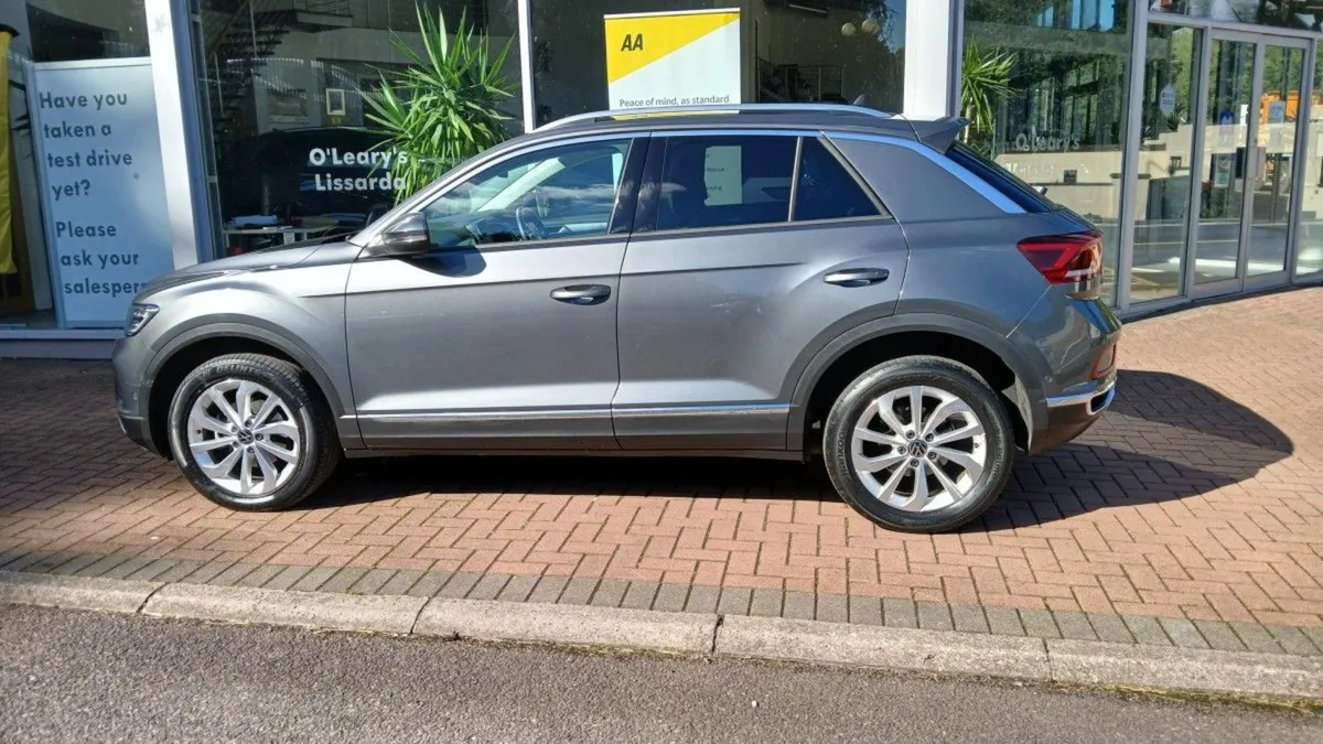 Volkswagen T-Roc 2.0 TDI 116HP Style  Indium Grey - Image 4