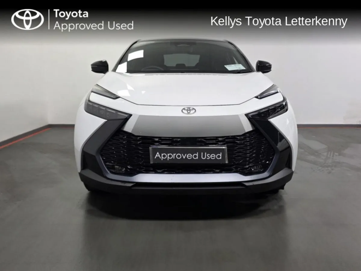 Toyota C-HR C-HR PHEV SOL *2 Litre Plug In * €140 - Image 4