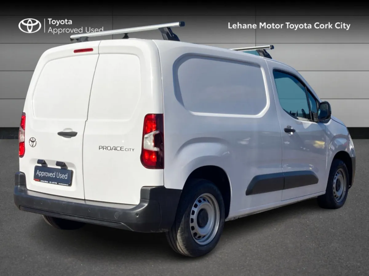 Toyota Proace City CITY 1.5 GX SWB 650KG - Image 2