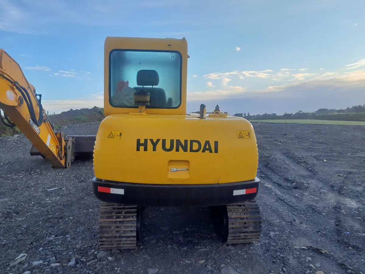 Hyundai R55-7 Used (18019) - Image 4