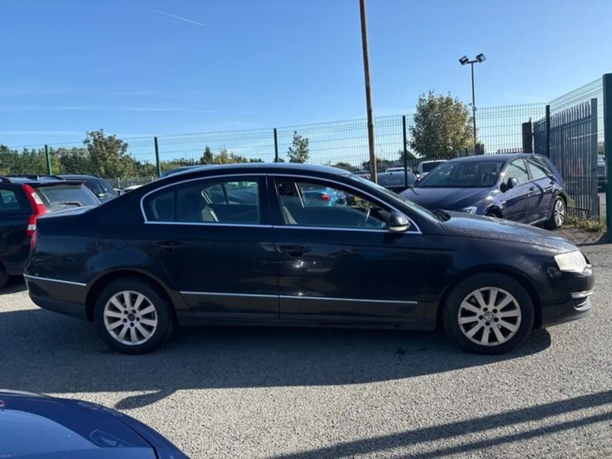 2006 Volkswagen Passat 2.0L Diesel - Image 2