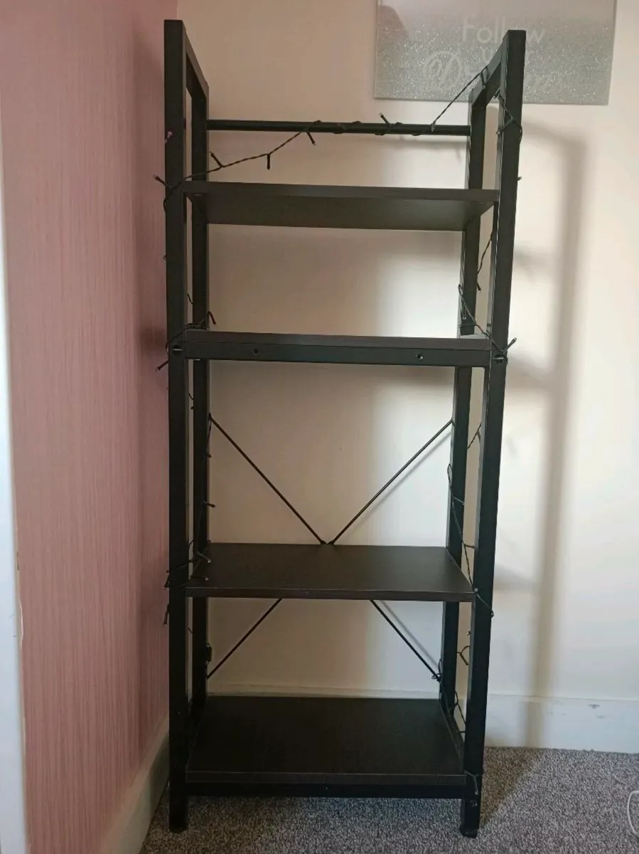 Book shelf - Image 1