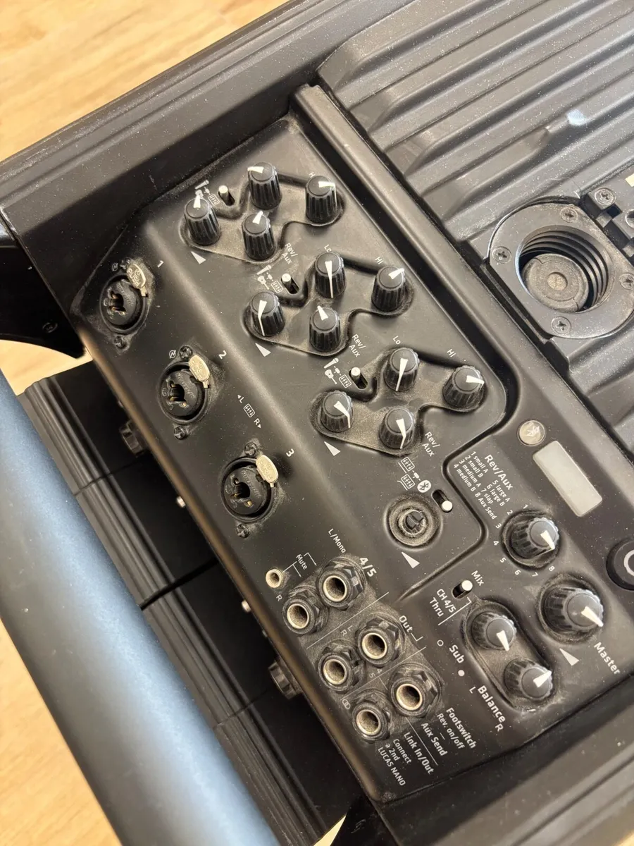 HK Audio LUCAS Nano 305 FX Portable PA System – Gr - Image 3