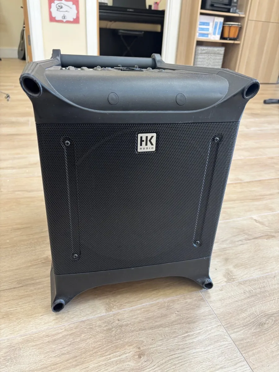 HK Audio LUCAS Nano 305 FX Portable PA System – Gr - Image 1