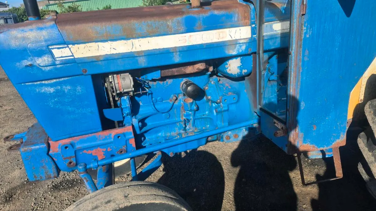 Ford 5000 - Image 2