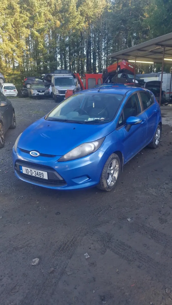 Ford Fiesta 2010 automatic - Image 1