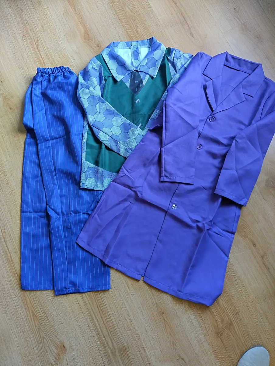 Joker costume