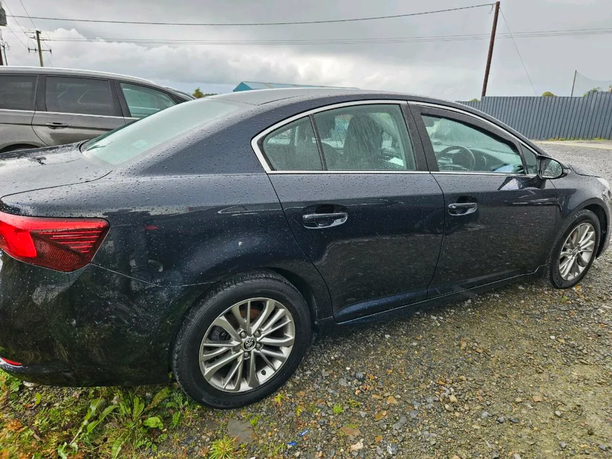 Toyota Avensis - Image 4
