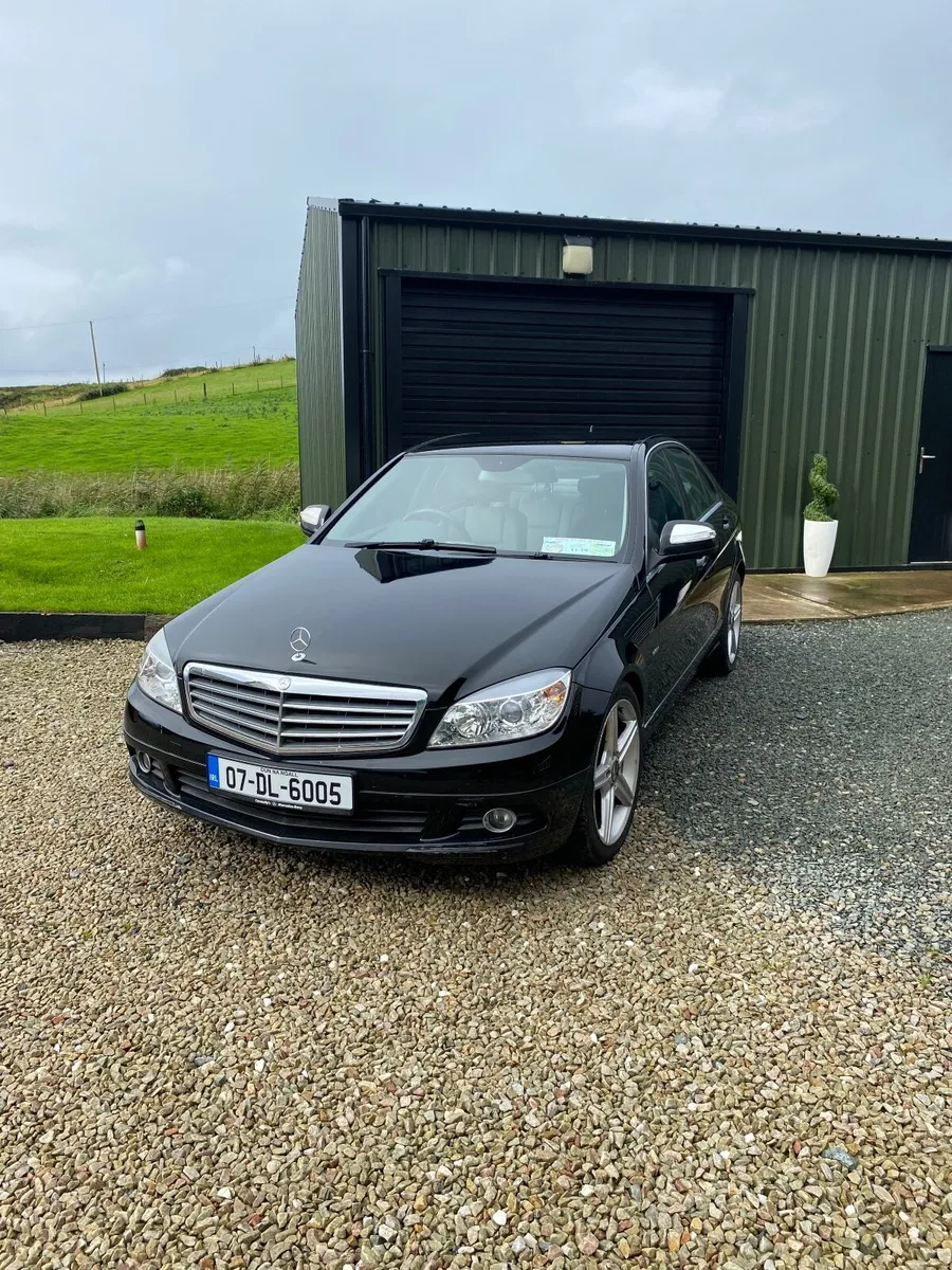 Mercedes-Benz C-Class 2007 - Image 1