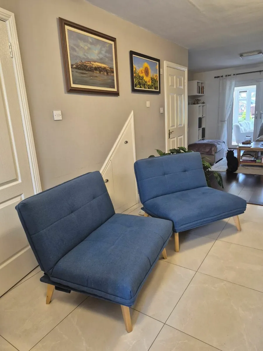 Two foldable armchairs for sale - Image 1