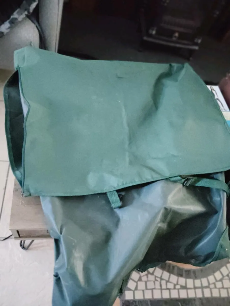 Rain cover - Image 1
