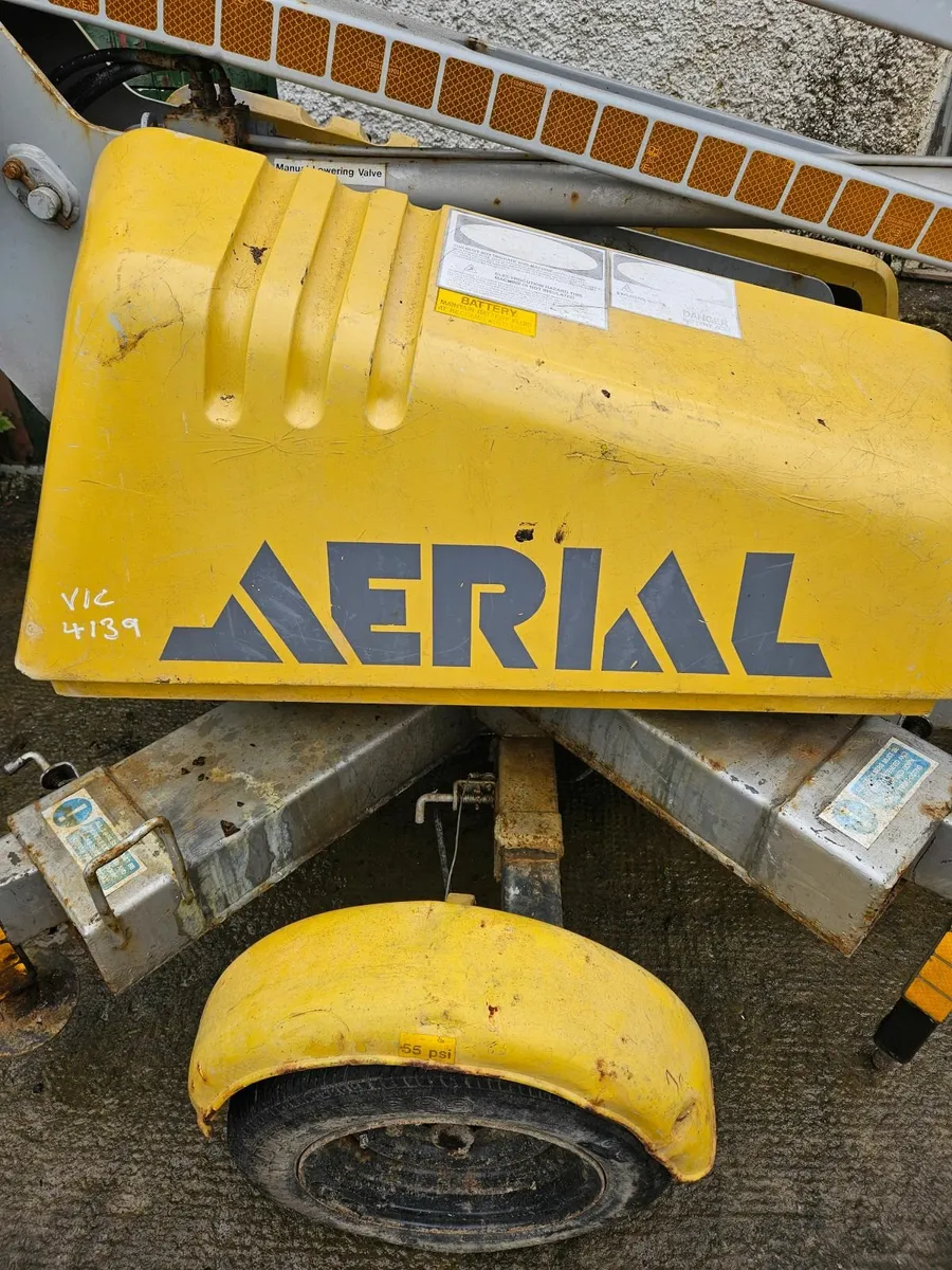 Cherry Picker Aerial Hoist - Image 3