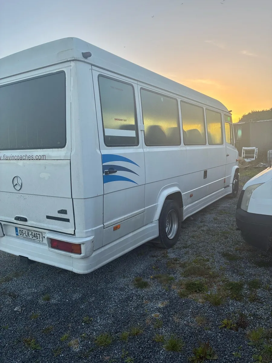 Mercedes Vario .. Sold pending collection - Image 3
