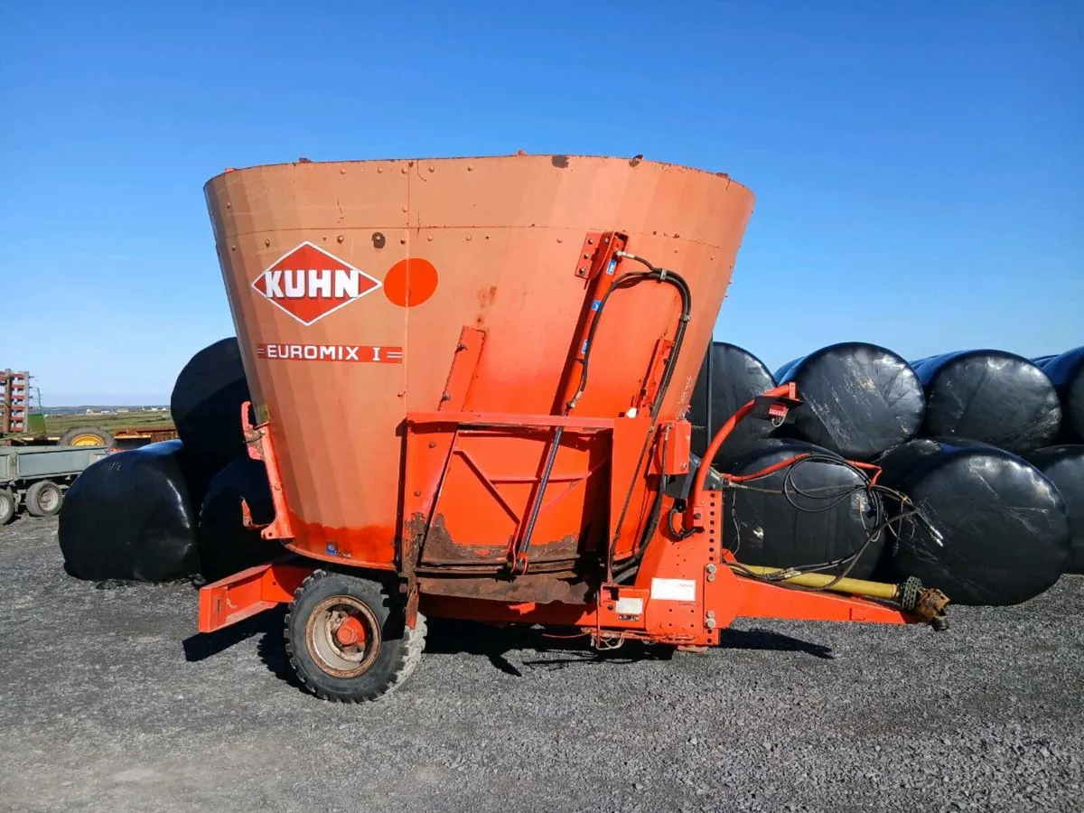 Kuhn diet feeder - Image 1