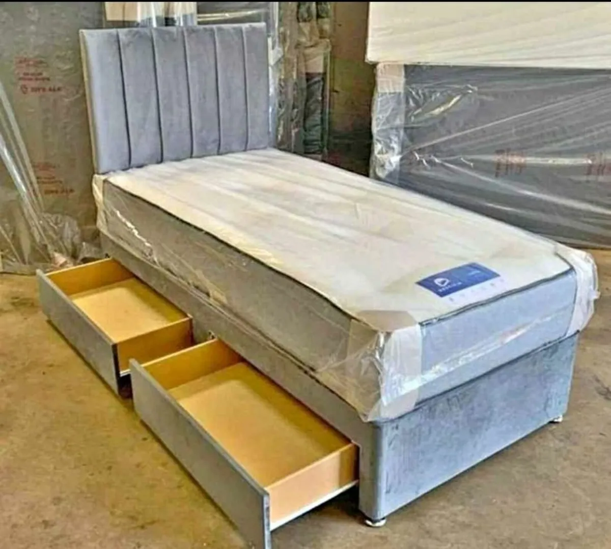 Brand New divan bed with mattress - Image 4