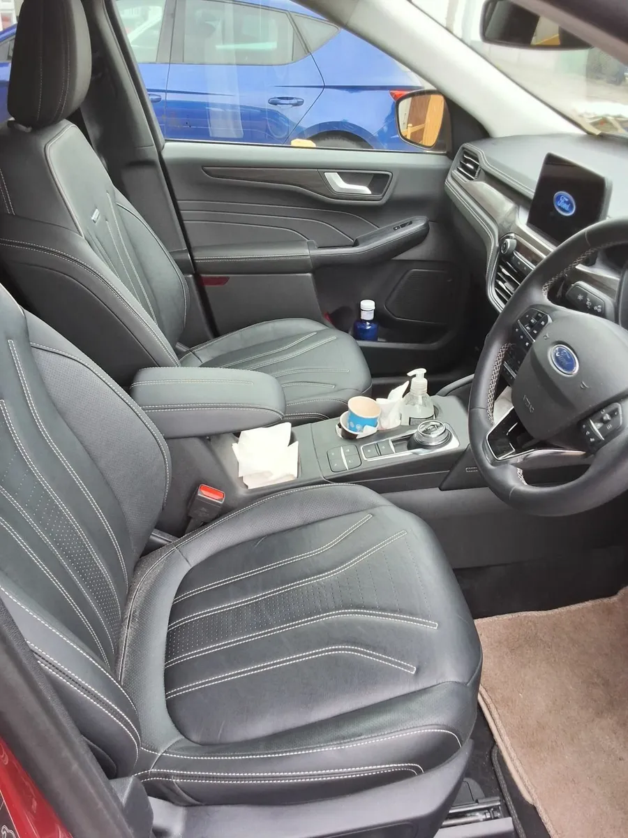 Ford Kuga 2023 - Image 2
