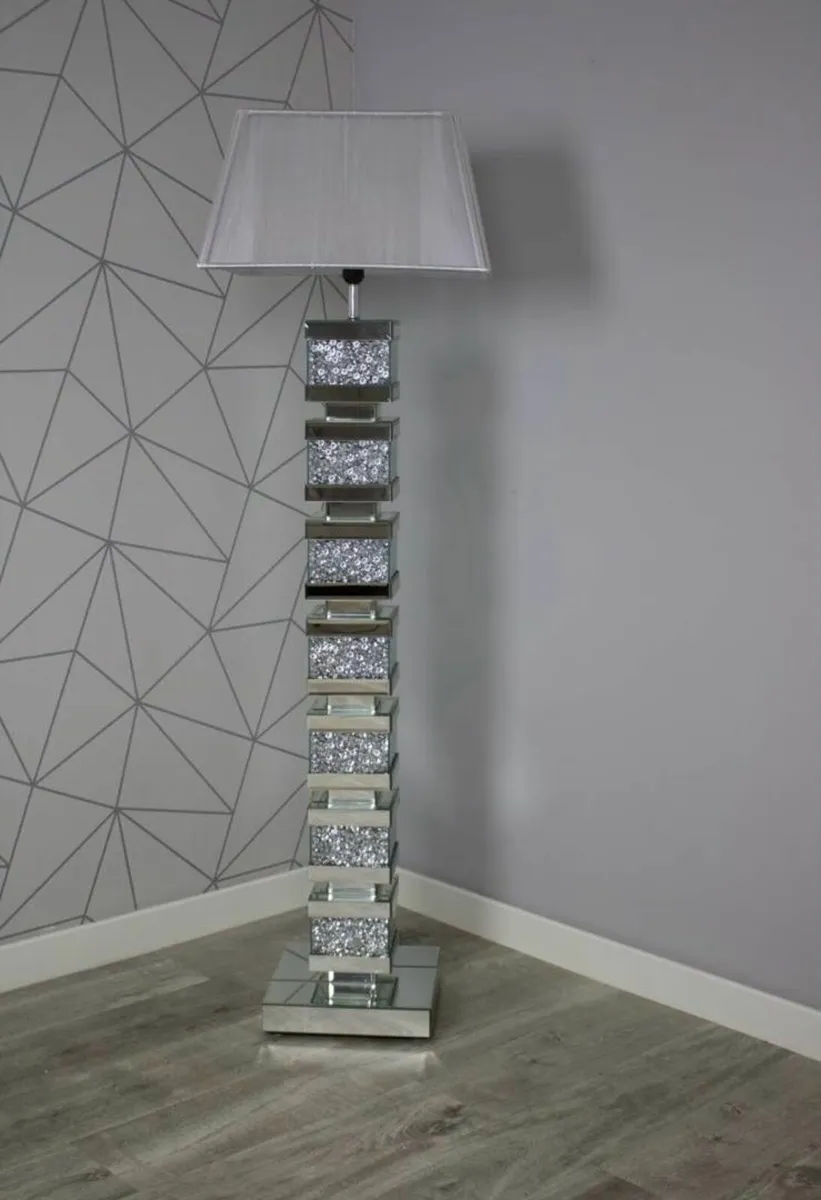 Brand New lamp - Image 1