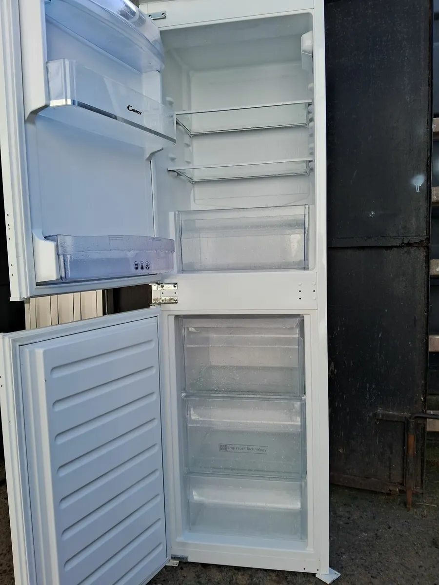INTEGRETED FRIDGE AND FREEZER - Image 2