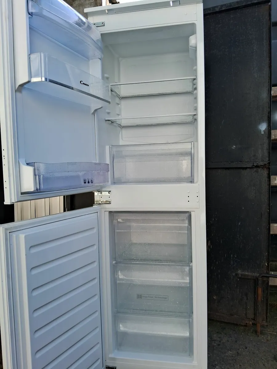 INTEGRETED FRIDGE AND FREEZER - Image 3