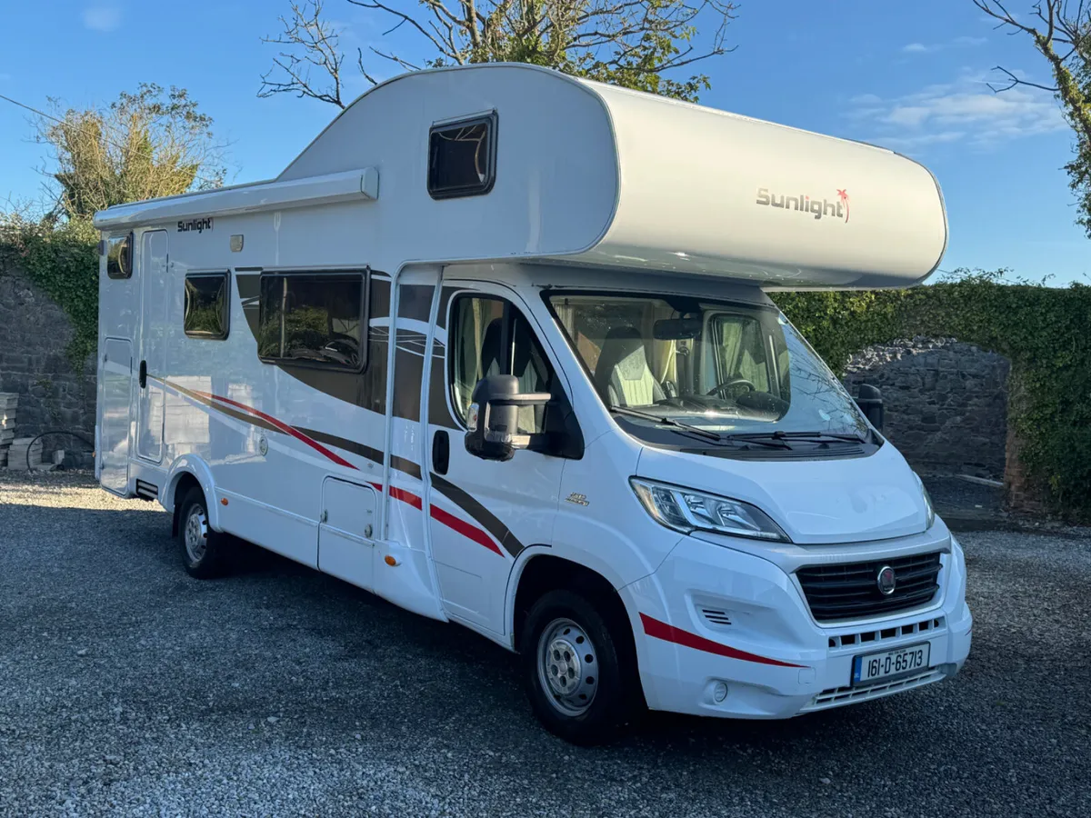 2016 SUNLIGHT MOTORCARAVAN A72 6 Berth