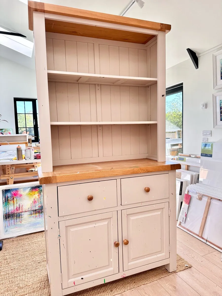 Built in wardrobes, shelving and locker. - Image 2