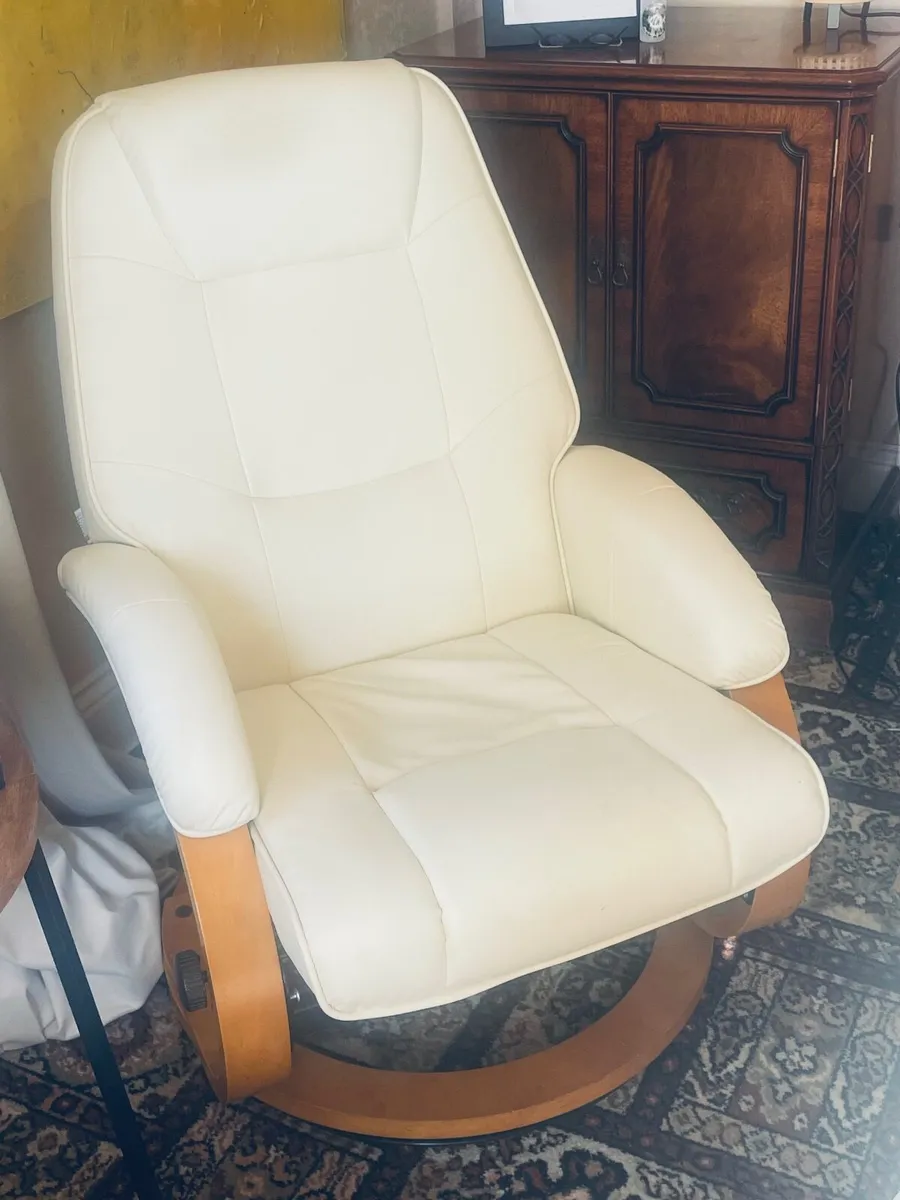 Recliner Chair - Image 2