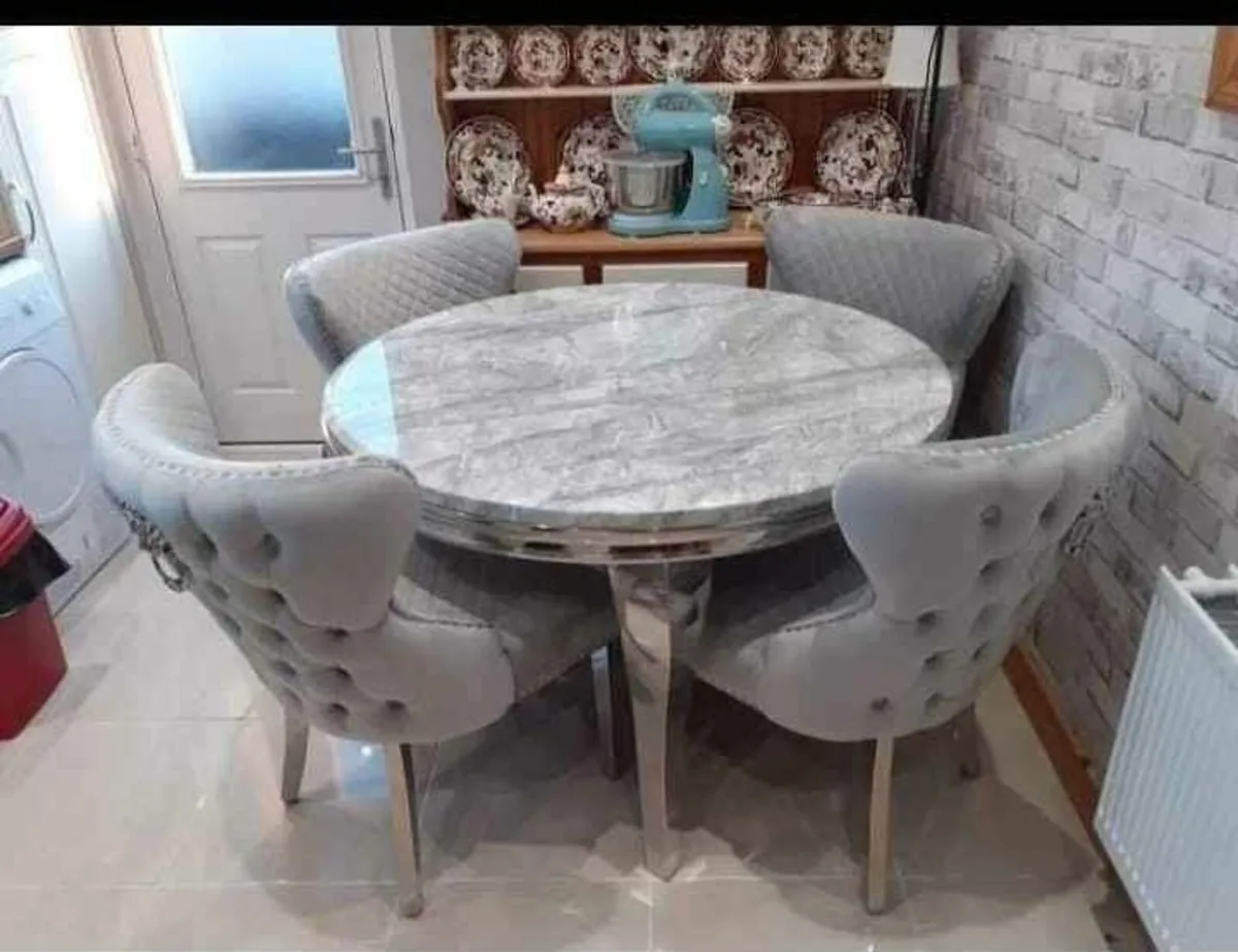 Brand New marble dining table with chairs - Image 3