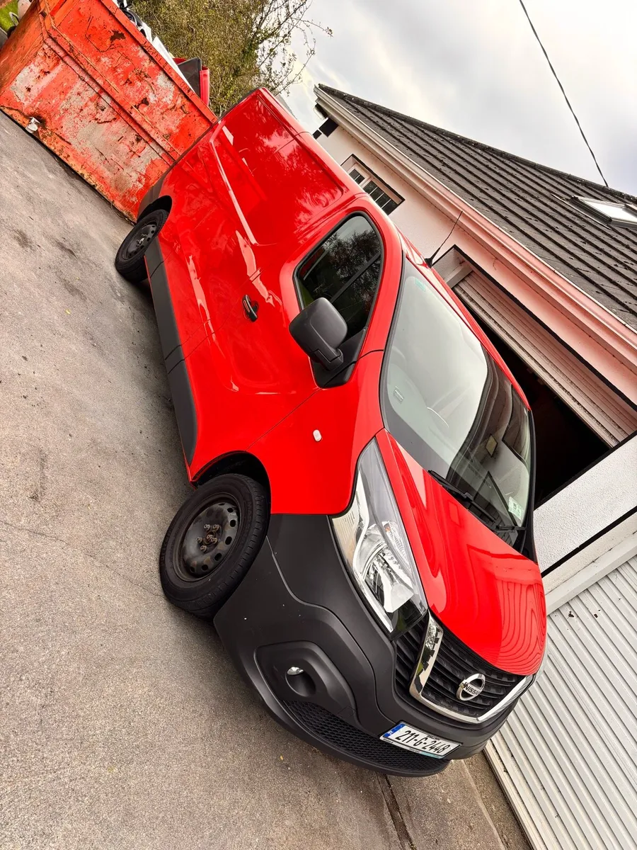 2021 Nissan NV300 Van LOW MILES - Image 3