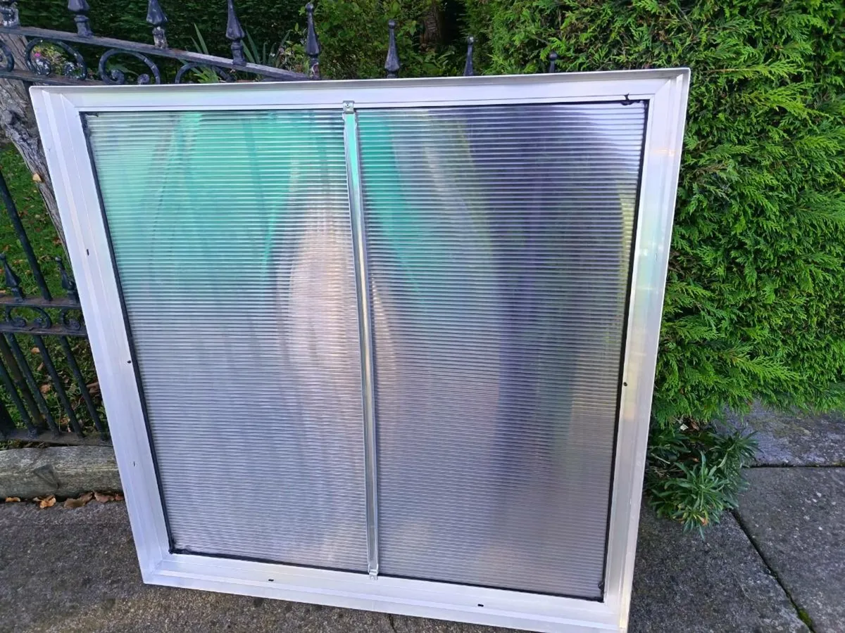 Sky light - Image 1