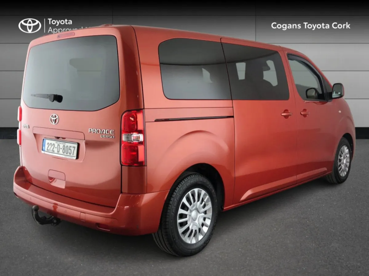 Toyota Proace VERSO SHUTTLE 9 Seater - Image 2
