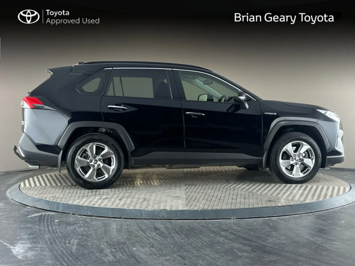 Toyota RAV4 HYBRID PLATINUM - Image 3