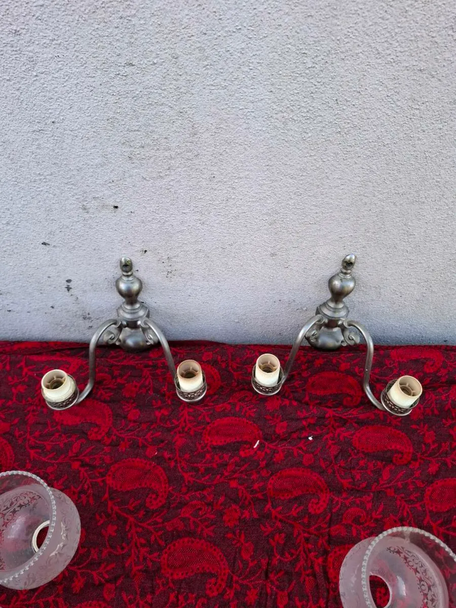 2 wall lamps appliques possible to post - Image 2