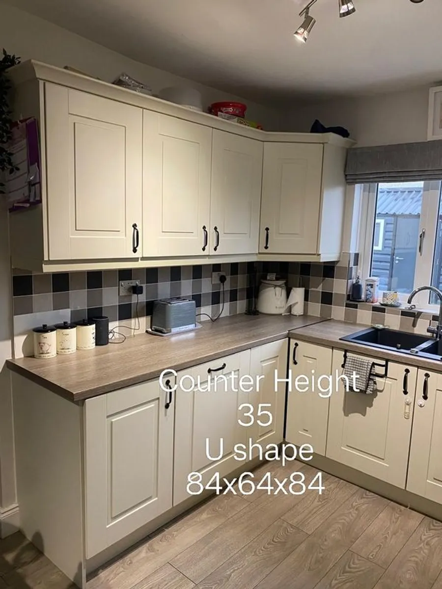 Full Kitchen - Image 2