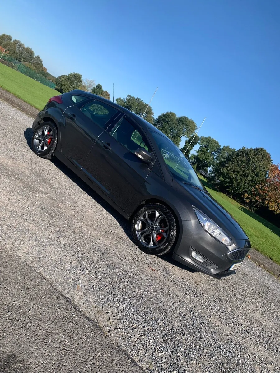 Ford Focus - Image 3