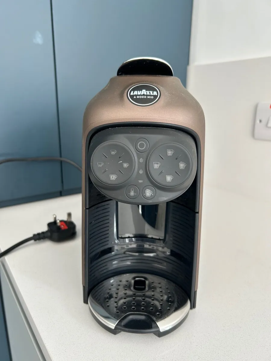 Lavazza coffee machine - Image 2