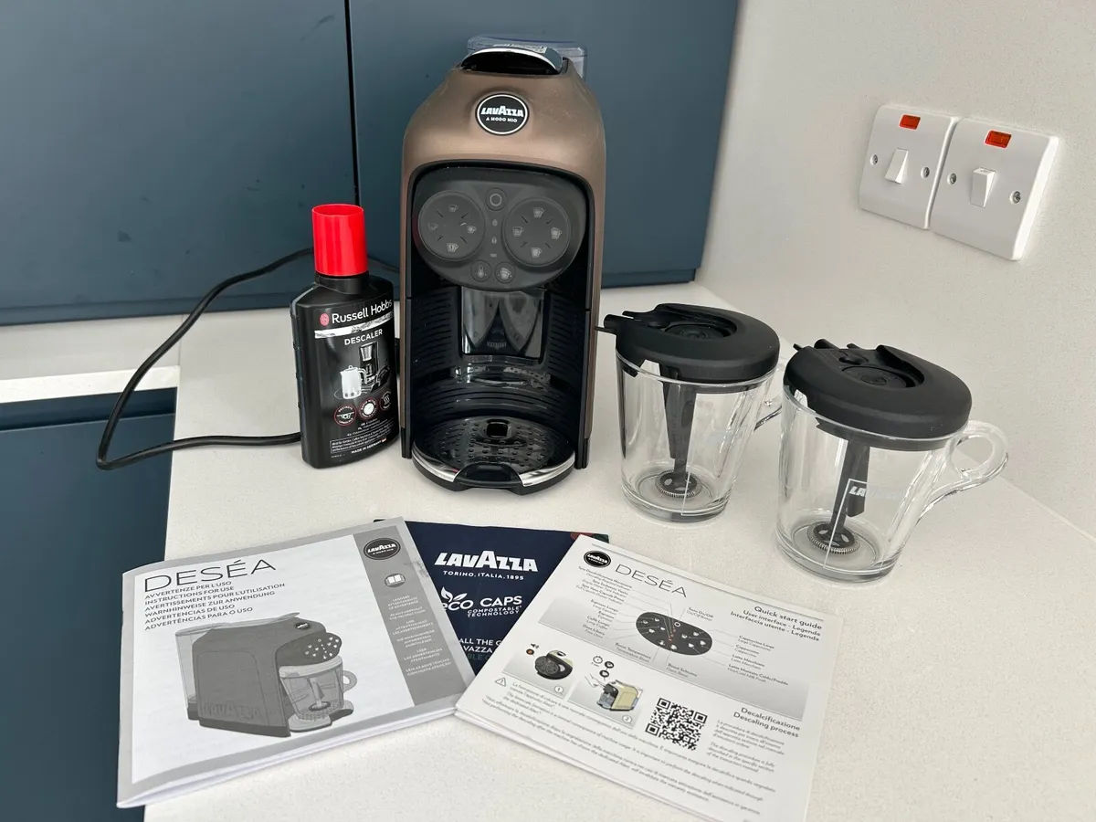 Lavazza coffee machine - Image 1