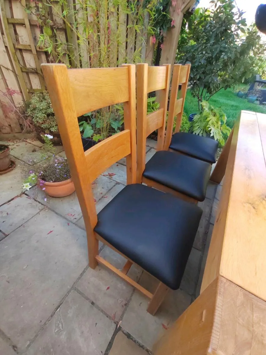 Large oak table - Image 2