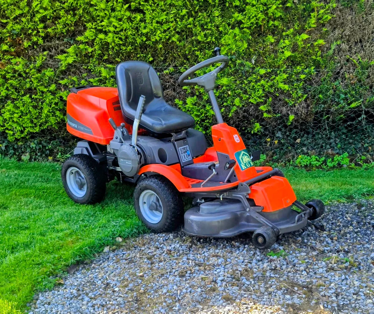 Husqvarna Front deck rider mulcher - Image 1