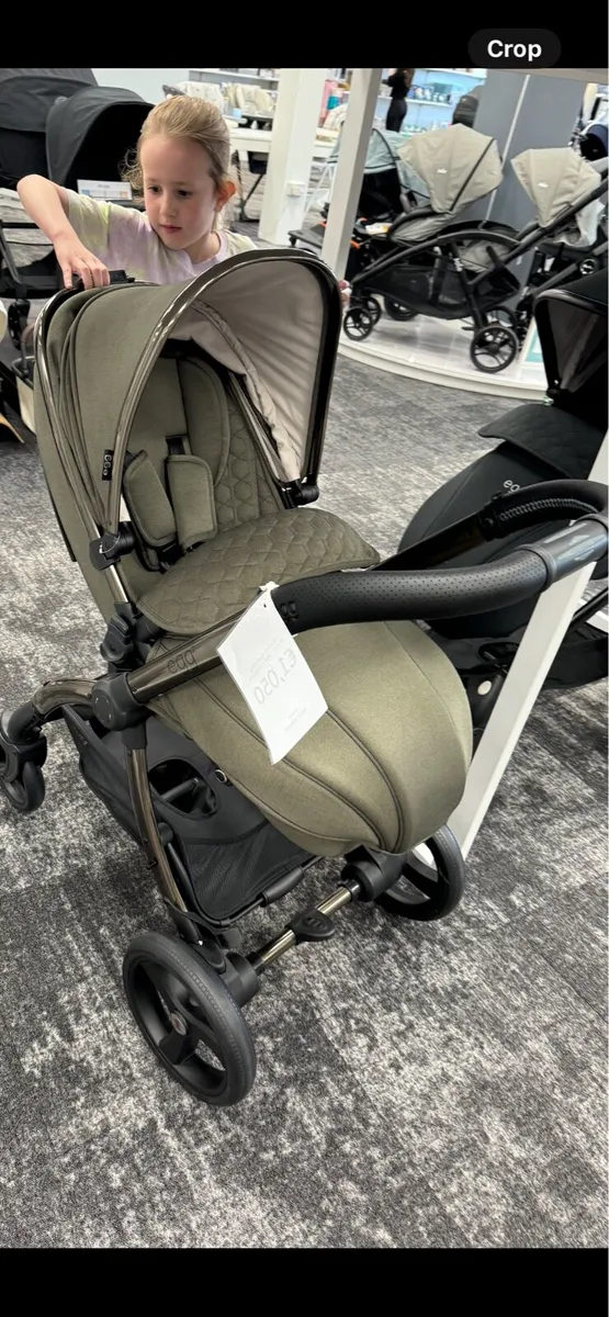 Egg Baby Pram & Car seat - Image 3