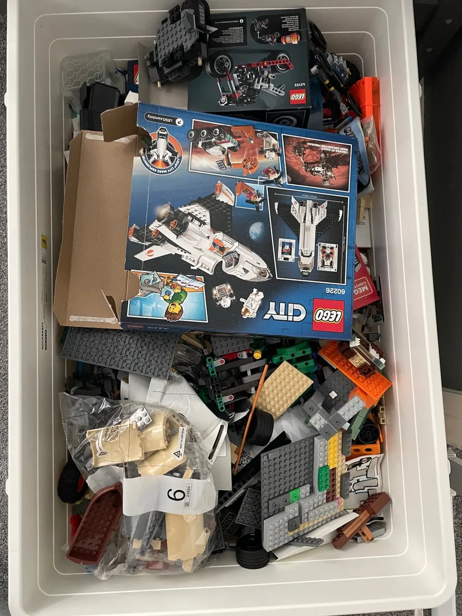 Lego - Image 1