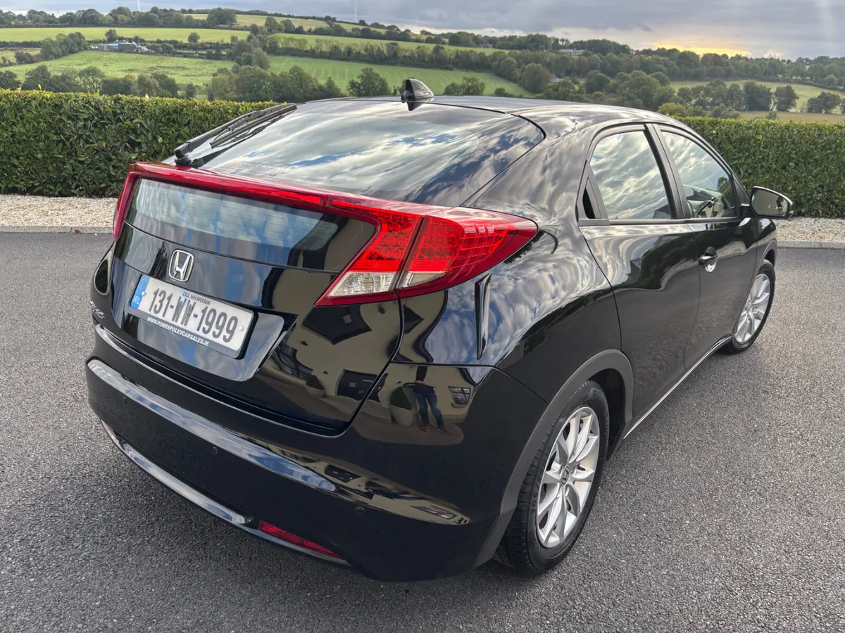 2013 (131)Honda Civic I-VTEC 1.4 Petrol 5Dr - Image 3