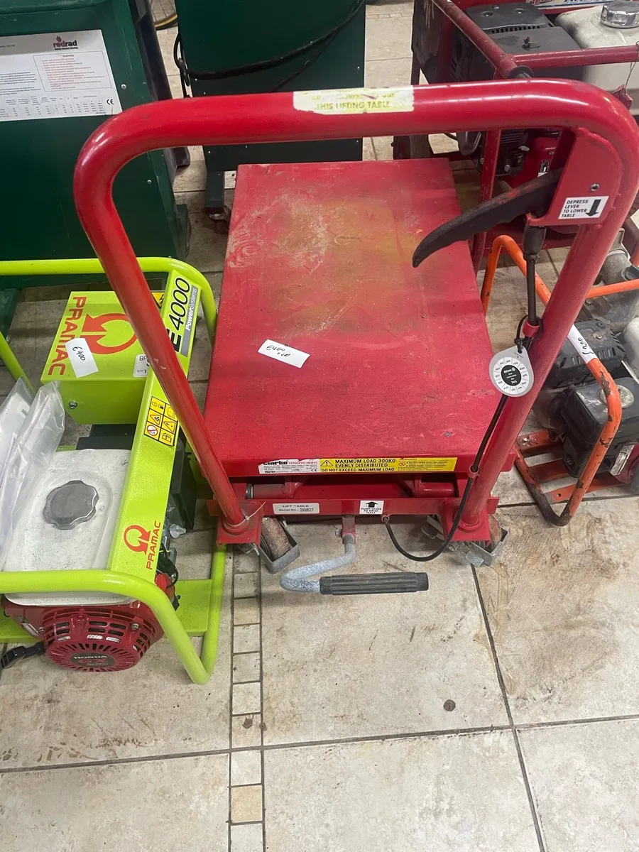 Lift table - Image 1