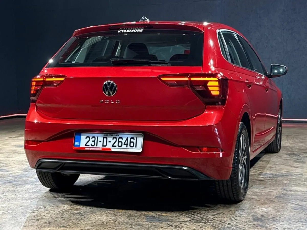 Volkswagen Polo Life 1.0 TSI 95HP D7F 5DR - Image 4