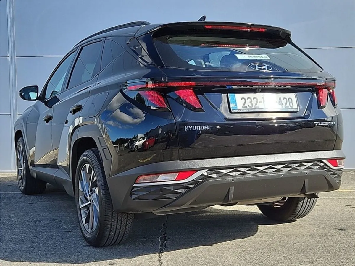 Hyundai Tucson 2WD Executive - Image 4