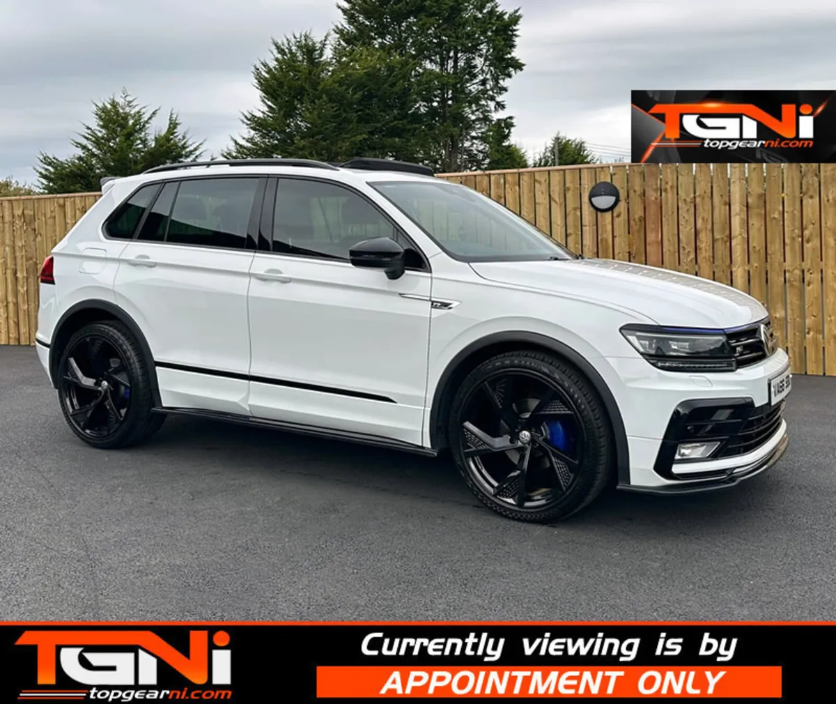 2017 Volkswagen Tiguan 2.0 TDi 150 4Motion R-Line - Image 1