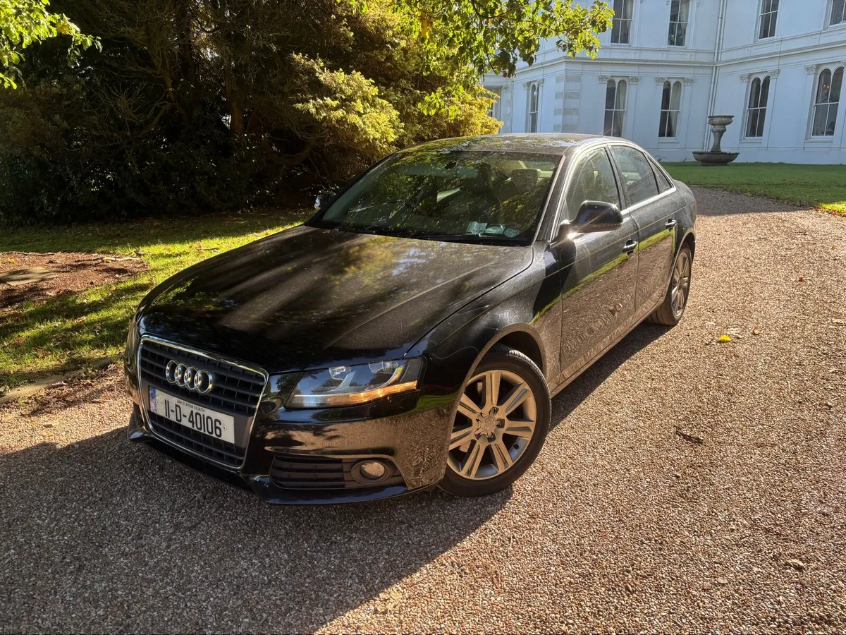 2011 Audi A4 saloon 2.0 TDI 140 bhp TECHNIK model - Image 2