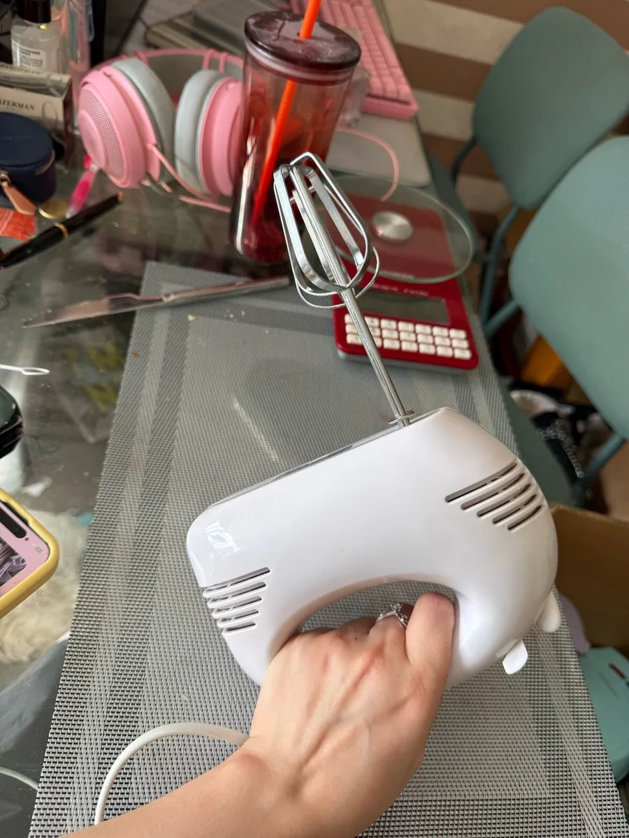 Used Hand mixer - Image 1