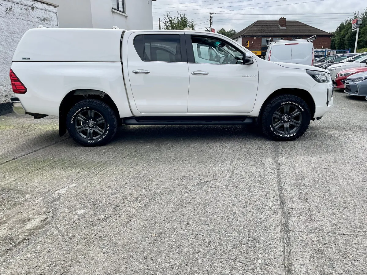 Toyota Hilux Icon 2.4D4D 4WD Auto Crew-Cab,2021 - Image 4
