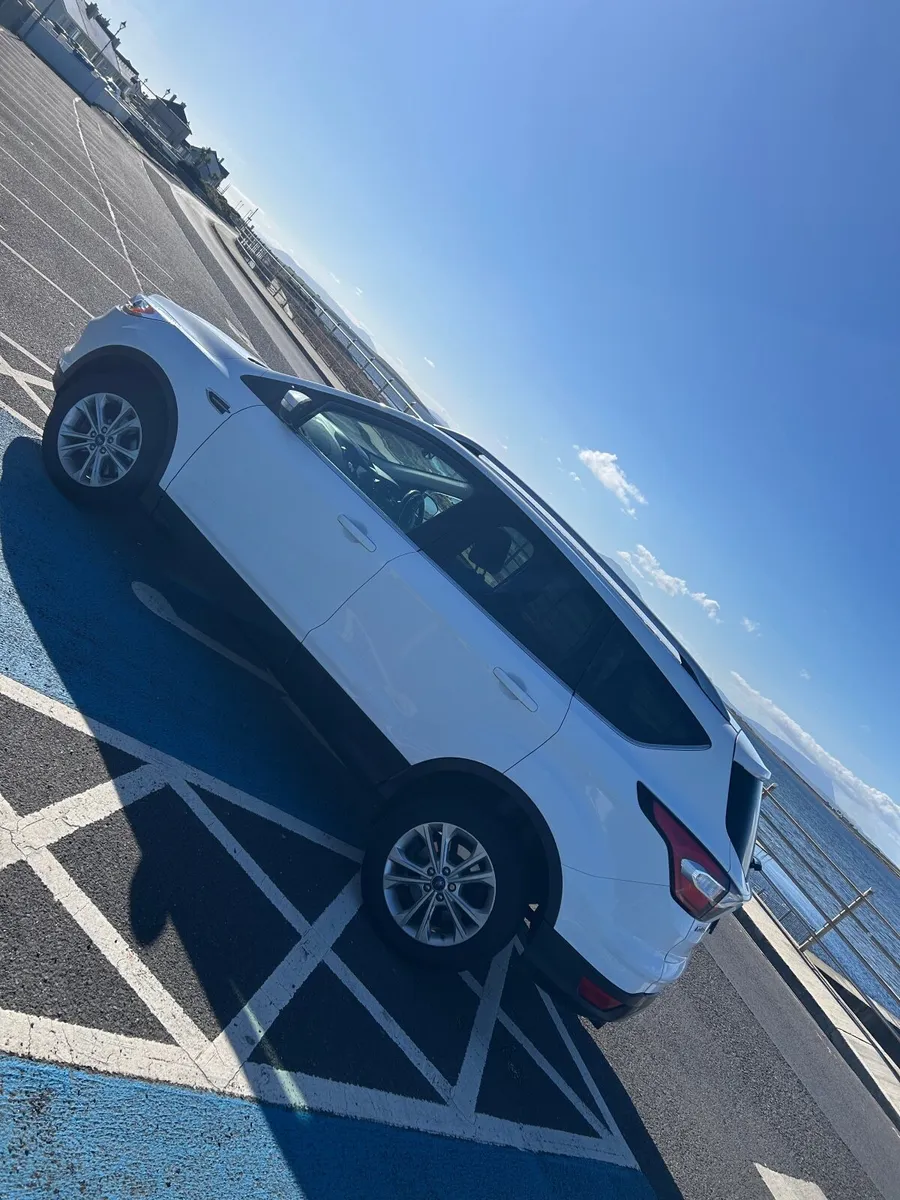 Ford Kuga 2017 Titanium - Image 1